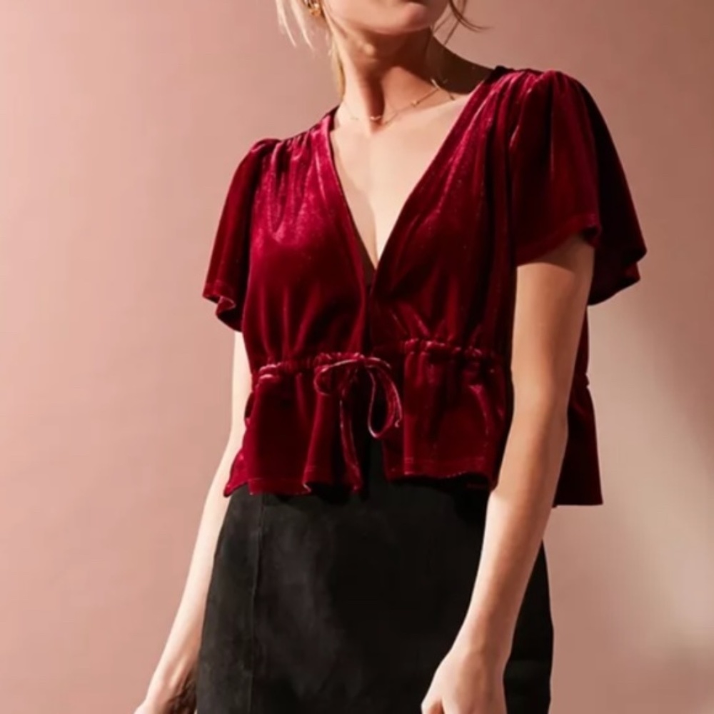 Urban Outfitter Maroon Velvet Front-Tie Crop Top